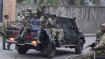 Demokratik Kongo’da M23 İsyancılarının İlerlemesi Binlerce Aileyi Yerinden Etti