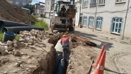 Fatsa Şerefiye Mahallesi’nde yağmur suyu hattı ile su baskınlarına kalıcı çözüm