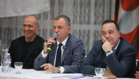 Muradiye’ye 2 Milyar Liralık Altyapı ve Yeni Sosyal Projeler Geliyor