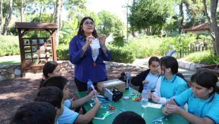 Marmaris’te Uzay Haftası Renkli Görüntülere Sahne Oldu: Çocuklar Bilimle Buluştu